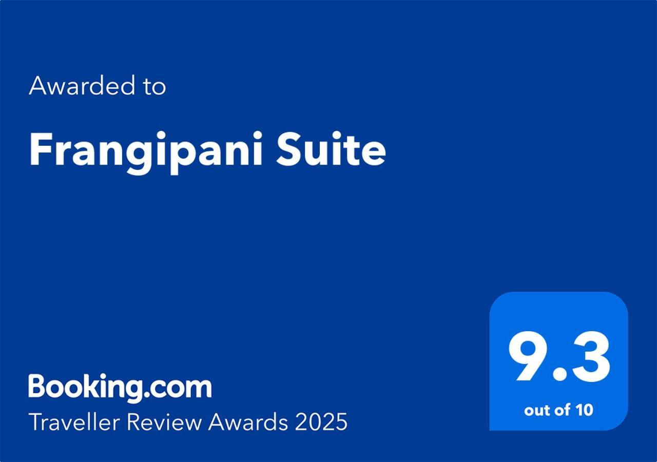 Frangipani Apartment *